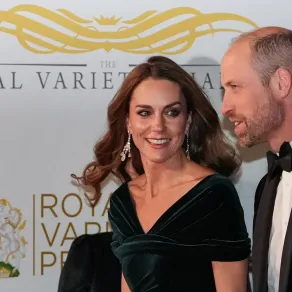 أميرة ويلز إلى جانب زوجها الأمير وليام Prince and Princess of Wales William & Kate Middleton - (مصدر الصورة CARLOS JASSO / AFP) أميرة ويلز إلى جانب زوجها الأمير وليام Prince and Princess of Wales William & Kate Middleton - (مصدر الصورة CARLOS JASSO / AFP)