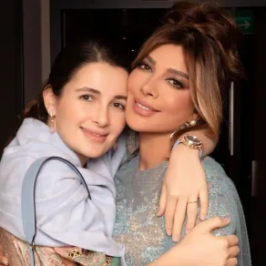 شام الذهبي ووالدتها أصالة- الصورة من حساب شام على إنستغرام