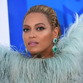 بيونسيه في نيويورك (Beyoncé in New York). مصدر الصورة: Angela Weiss / AFP