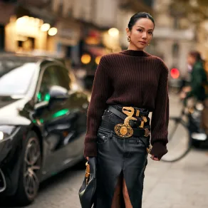 إطلالة ستريت ستايل بالبلوفر -الصورة من Launchmetrics/Spotlight ©