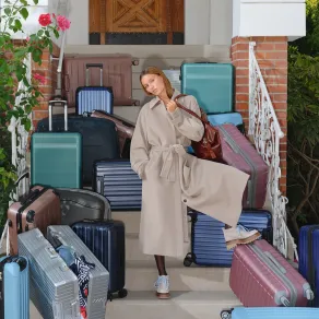 معطف حيادي من ماكس أند كو Max & Co- الصورة من العلاقات العامة معطف حيادي من ماكس أند كو Max & Co- الصورة من العلاقات العامة