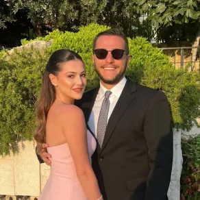 دانا الحلاني وخطيبها آلان سعد- الصورة من حسابها على إنستغرام