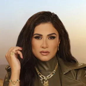 ياسمين عبد العزيز - الصورة من صفحتها على الفيس بوك