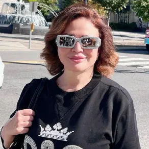 إلهام شاهين الصورة من حسابها الرسمي على إنستغرام