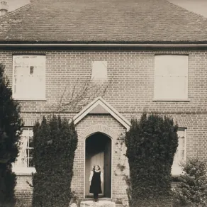 تفسير حلم العودة إلى المنزل القديم