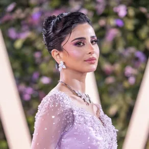 رهف الحربي في حفل توزيع جوائز 2025 Joy Awards- الصورة من المكتب الإعلامي لمجموعة MBC تسريحات النجمات في حفل Joy Awards 2026