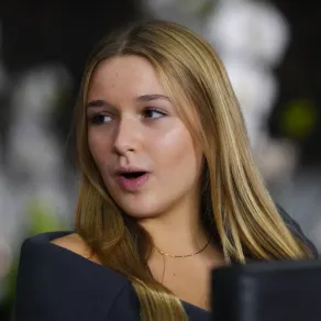 هاربر بيكهام في فلوريدا ( Harper Beckham in Florida ). مصدر الصورة: RICH STORRY / GETTY IMAGES NORTH AMERICA / GETTY IMAGES VIA AFP