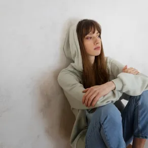 حقائق صادمة عن مرحلة الشباب- الصورة من موقع Freepik