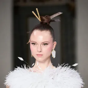 من عرض تمارا رالف Tamara Ralph- الصورة من Launchmetrics/Spotlight© من عرض تمارا رالف Tamara Ralph- الصورة من Launchmetrics/Spotlight©