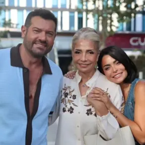 عمرو يوسف وأسماء جلال وسوسن بدر من كواليس "السلم والثعبان.. لعب عيال " - الصورة من صفحة الشركة المنتجة على فيسبوك