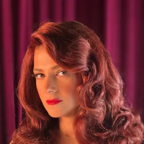 دنيا سمير غانم من مسرحية انستونا - الصورة من حسابها على انستغرام