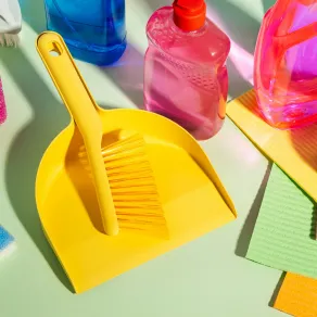 تنظيف المنزل