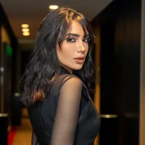 لبنى عبد العزيز - الصورة من صفحتها على انستغرام لبنى عبد العزيز - الصورة من صفحتها على انستغرام