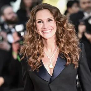 جوليا روبرتس Julia Roberts – مصدر الصورة Photo by LOIC VENANCE / AFP جوليا روبرتس Julia Roberts – مصدر الصورة Photo by LOIC VENANCE / AFP