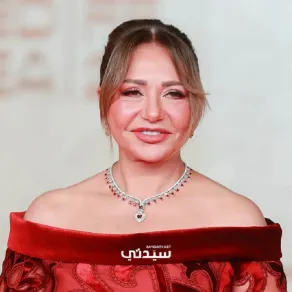 ليلى علوي بمجوهرات مرصوفة بالأحجار الكريمة - تصوير خاص لسيدتي