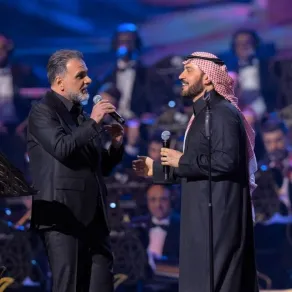 ماجد المهندس وعلي صابر وهما يغنيان اغنية سهران- الصورة من المركز الاعلامي لشركة روتانا ماجد المهندس وعلي صابر وهما يغنيان اغنية سهران- الصورة من المركز الاعلامي لشركة روتانا