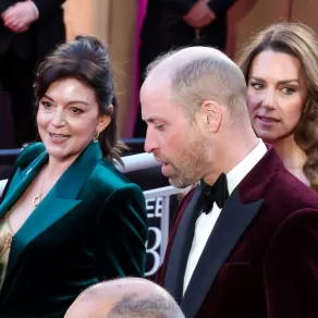 جين ميليتشيب Jane Millichip، كاثرين (كيت ميدلتون) Catherine، والأمير ويليام Prince William في حفل توزيع جوائز بافتا 2026. مصدر الصورة: Stephane Cardinale - Corbis/Corbis via Getty Images