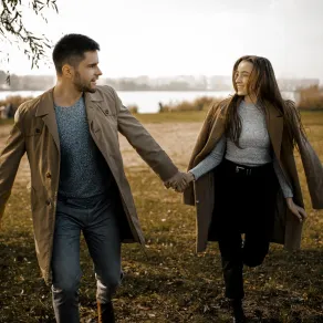 احياء الرومانسية بين الزوجية- مصدر الصورة freepik