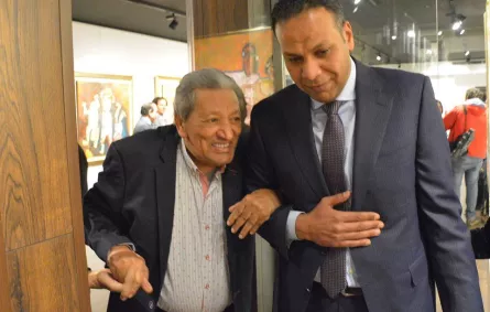 فاروق حسني في افتتاح معرض لأعمال «البهجوري»