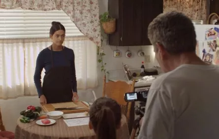 عرض الفيلم الأميركي "سوشي الجانب الشرقي" في العاصمة الأردنية عمان