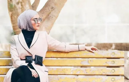 كوني محجبة أنيقة على طريقة الفاشينيستا دلال الدوب