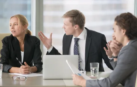 4 مواصفات للمدير الفاشل.. كيف تتعاملين معها؟