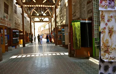 أسواق تراثيَّة من أيَّام الطَّيبين