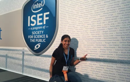طالبتان سعوديتان تحققان مركزين متقدمين في مسابقة "Intel isef"