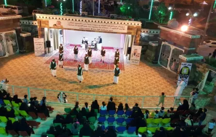 فِرق وزارة الثقافة والإعلام الشعبية تُمتع زوار متنزه الثروة الوطني