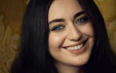 رنا شميس تعيد سيلفي فايا يونان إلى الواجهة من جديد