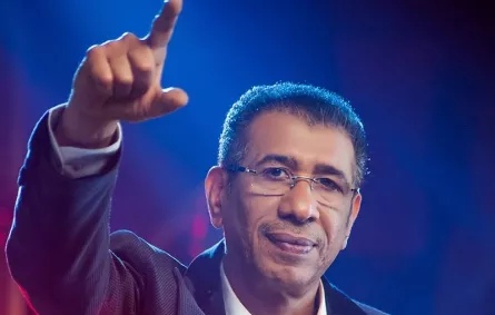 ناصر الصالح لـ"سيدتي نت": جديدي مع محمد عبده وأنغام ونوال عين وأحلام عيني الثانية!