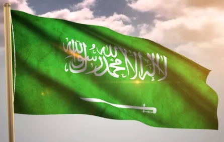 أطول سارية علم في السعودية احتفالاً بـ "البيعة الثالثة"