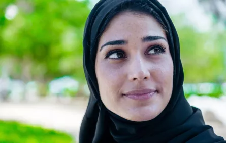 محكمة الرياض تتراجع عن شرط غطاء الوجه
