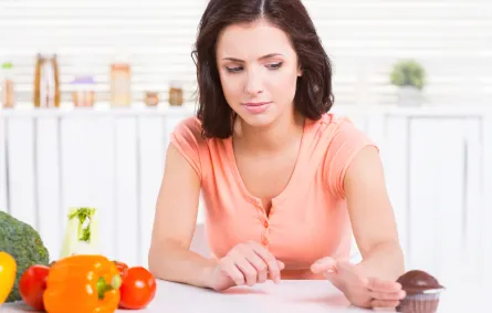 كيف تقلّلين السكر في طعامكِ من دون الشعور بالإحباط والتوتر؟