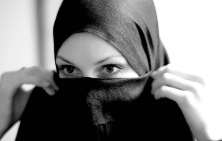 اختفاء فتاة أثناء تنزهها مع عائلتها في تبوك في ظروف غامضة