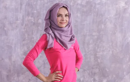 لفات الحجاب الأمثل لصاحبات الوجه الطويل