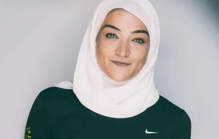 منال رستم أنثى تجمع بين القوة واللطافة