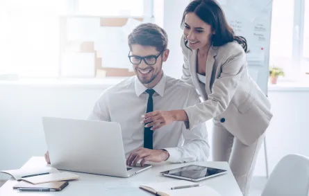 هل للموظفين الحق بالخصوصية في العمل؟