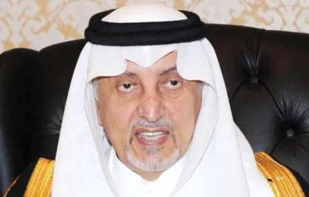 الأمير خالد الفيصل يبدي غضبه من المبالغين في التحدث باللغة الأجنبية