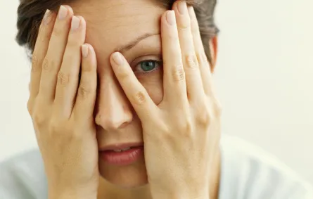 تعرّفي إلى علاج القلق النفسي والدوائي