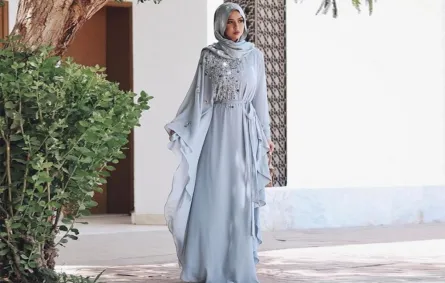 الفاشينيستا المحجبات بأجمل فساتين السهرات