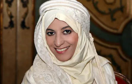 وسام الفضي لجائزة صانعات التغيير العربية لسوزان باعقيل