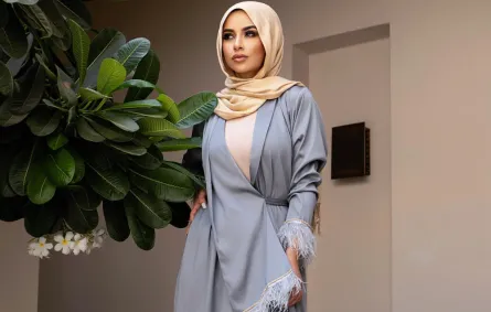 موديلات عبايات ملونة من وحي الفاشينيستا المحجبات