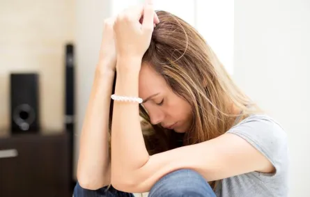 الاضطرابات العاطفية الموسمية... كيف تتعرّفين إليها وتعالجينها؟  