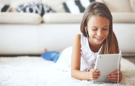 معالجة نفسية تكشف مخاطر الألعاب الإلكترونية على الأطفال