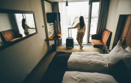 أغراض مسموح أخذها من غرفة الفندق