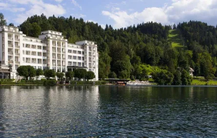 أفضل الفنادق المطلة على بحيرة بليد