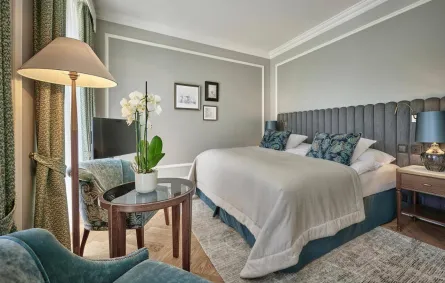 أفضل 3 فنادق فخمة في منطقة بحيرة ثون السويسرية