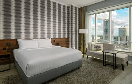 السياحة في هولندا: جولة على فنادق روتردام الفخمة