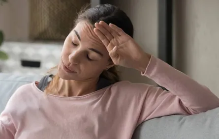 أسباب التعرق الليلي بالتفصيل